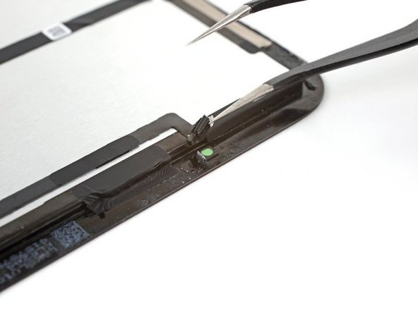 iPad Pro 11" 4th Gen Screen Replacement, Ambient Light Sensors: crwdns2935265:028crwdnd2935265:02crwdnd2935265:02crwdne2935265:0