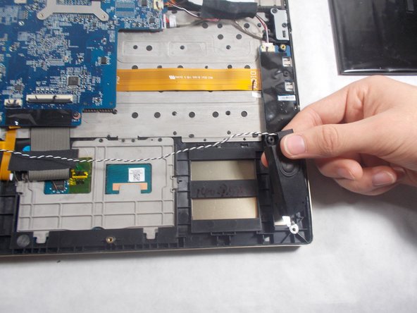 MSI GS60 Ghost Pro 4K Gold Edition Speaker Replacement: crwdns2935265:09crwdnd2935265:02crwdnd2935265:02crwdne2935265:0