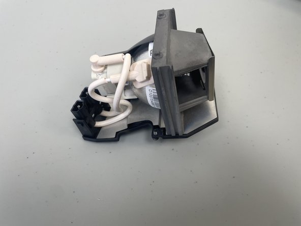 Optoma HD72 Projection Lamp Replacement: crwdns2935265:05crwdnd2935265:02crwdnd2935265:02crwdne2935265:0