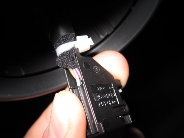 2004-2010 Volkswagen Touareg European Headlight Switch Replacement: stap 10, afbeelding 1 van 2
