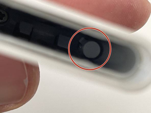 Apple remote (A1156 EMC 2086) Teardown, Reassembling 2: crwdns2935265:06crwdnd2935265:02crwdnd2935265:03crwdne2935265:0