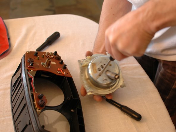 Repairing Mercedes W123 Odometer: crwdns2935265:09crwdnd2935265:02crwdnd2935265:02crwdne2935265:0