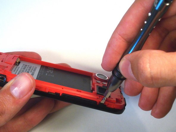 HTC Droid Incredible Rear Inner Frame Replacement: crwdns2935265:010crwdnd2935265:02crwdnd2935265:02crwdne2935265:0