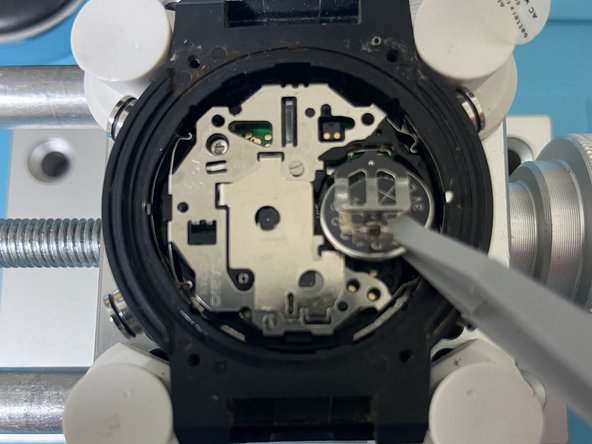 Casio G-shock GA-201 Battery Replacement, Old battery removal: crwdns2935265:03crwdnd2935265:03crwdnd2935265:03crwdne2935265:0