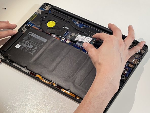 Dell XPS 13 9360 SSD Replacement: stap 0, afbeelding 2 van 2
