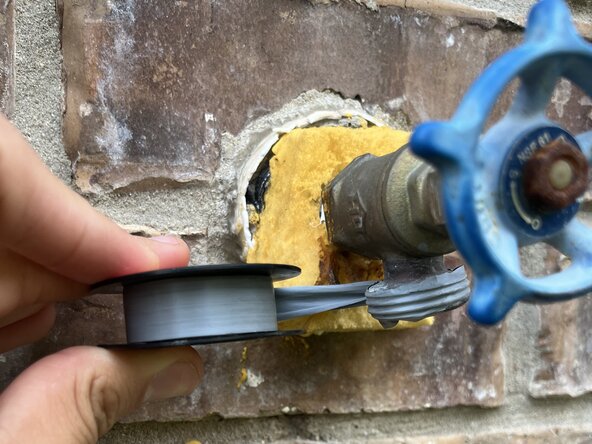 How to Fix a Leaking Garden Hose Connector: 6 단계, 이미지 2개 중 1개