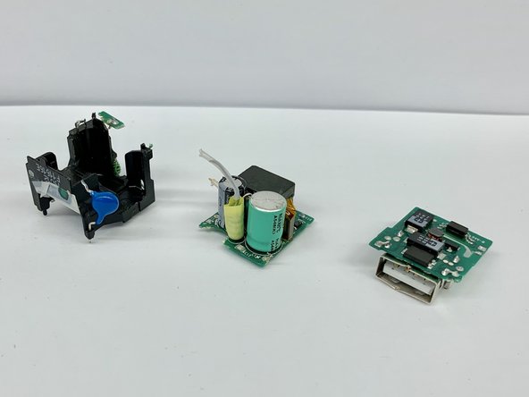 Apple USB Power Adapter Teardown, Exploration: crwdns2935265:05crwdnd2935265:02crwdnd2935265:02crwdne2935265:0