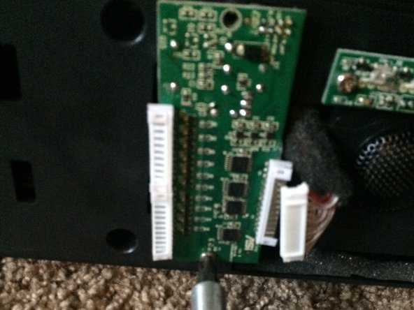 Repairing Vizio VHT 510 Sound Bar Volume Indicator LED: crwdns2935265:05crwdnd2935265:03crwdnd2935265:03crwdne2935265:0