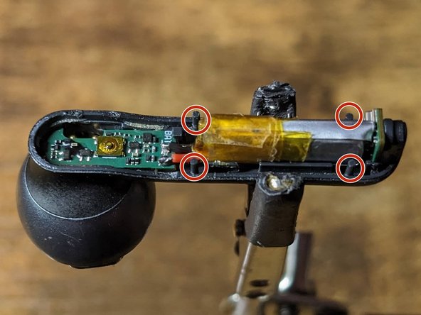 Jbl Tune 225TWS Battery Replacement, Remove battery cover: crwdns2935265:01crwdnd2935265:02crwdnd2935265:03crwdne2935265:0