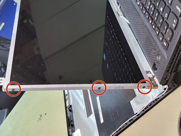 Lenovo IdeaPad G500 screen replacement, More screws: step 5, image 2 of 2