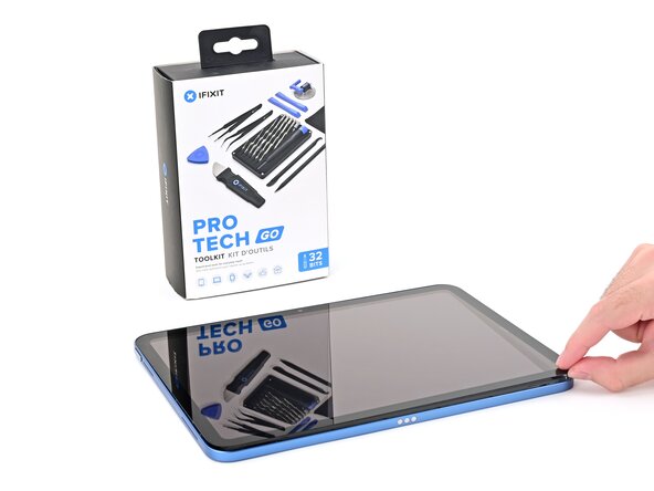 iPad 10 Battery Replacement, Lift the digitizer: step 14, image 2 of 3