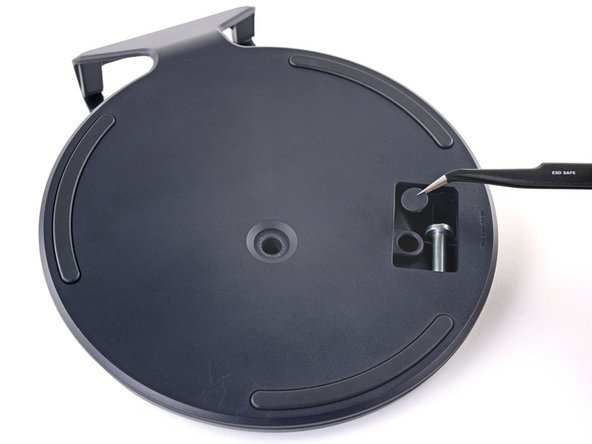 PlayStation 5 (2021 revision) Motherboard Replacement, Cap the screw hole: crwdns2935265:04crwdnd2935265:02crwdnd2935265:03crwdne2935265:0