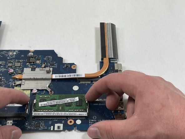 Acer Aspire E5-571P-55TL RAM Replacement, RAM: crwdns2935265:017crwdnd2935265:02crwdnd2935265:02crwdne2935265:0