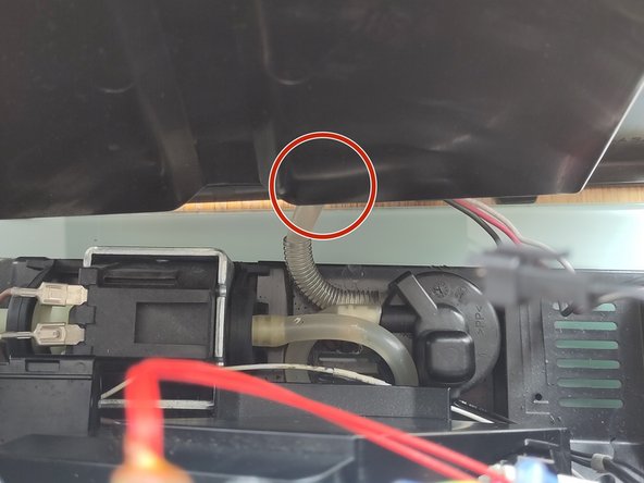 Disassembly of the Melitta Caffeo CI housing, Remove the left side panel: crwdns2935265:06crwdnd2935265:02crwdnd2935265:03crwdne2935265:0