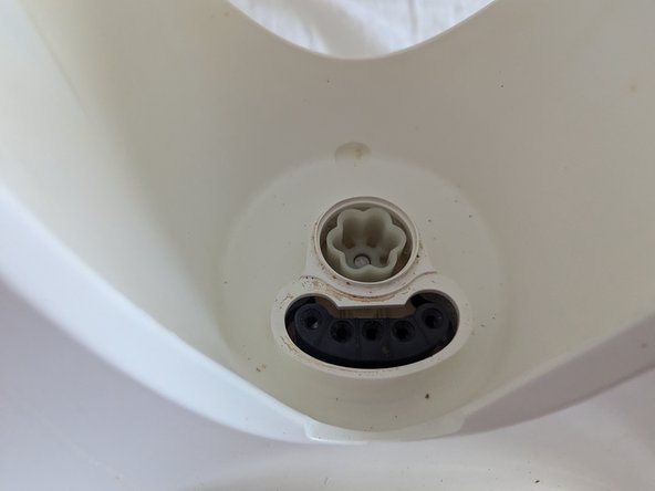 Thermomix TM31 Control Panel Replacement, Remove Silicone Covers: crwdns2935265:01crwdnd2935265:02crwdnd2935265:02crwdne2935265:0