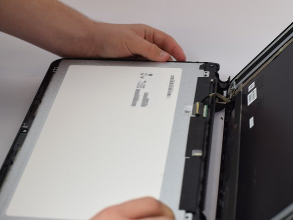 HP TouchSmart 15-r015dx Screen Replacement: step 7, image 3 of 3