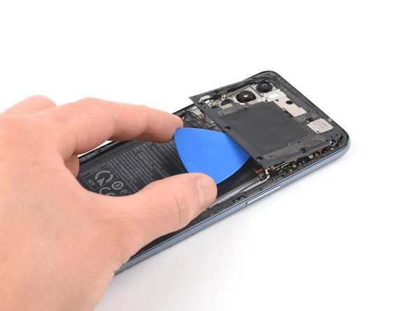 OnePlus Nord Battery Replacement: step 10, image 2 of 3