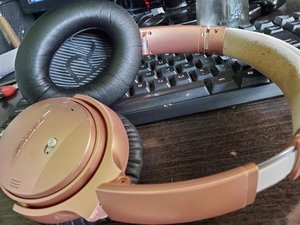 Bose QC25, QC35, & QC45 Teardown