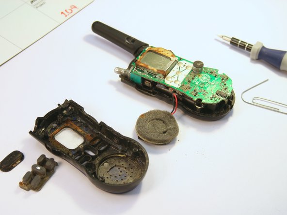 Motorola Talkabout FV700R Circuit Board Replacement, Circuit Board: crwdns2935265:09crwdnd2935265:03crwdnd2935265:03crwdne2935265:0