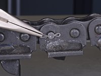 Barreto Trencher E718MTH4S 2016 Chain Roller Spacer Replacement