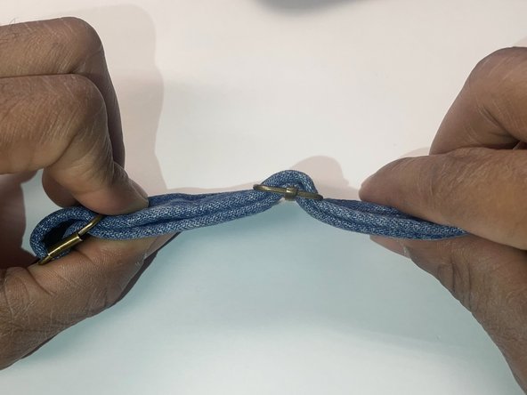 Overalls Buckle Replacement: crwdns2935265:06crwdnd2935265:02crwdnd2935265:02crwdne2935265:0