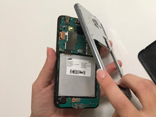 Samsung Galaxy J3 Headphone Jack Replacement: crwdns2935265:04crwdnd2935265:02crwdnd2935265:02crwdne2935265:0