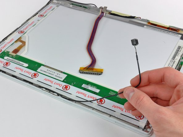 iBook G4 14" 933 MHz-1.33 GHz Display Data Cable Replacement: stap 0, afbeelding 2 van 2
