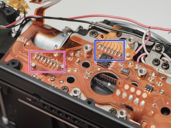Mirror Box Removal, Desolder connections to bottom flex circuit: crwdns2935265:018crwdnd2935265:03crwdnd2935265:03crwdne2935265:0