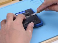 iPhone X Wireless Charging IC Replacement
