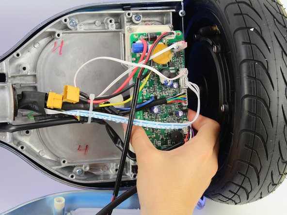 Hover-1 Titan Left Gyroscope Replacement: crwdns2935265:05crwdnd2935265:02crwdnd2935265:03crwdne2935265:0