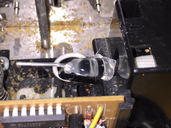 Repairing Kitchenaid KMT422CU1 Catch Lever: crwdns2935265:09crwdnd2935265:03crwdnd2935265:03crwdne2935265:0