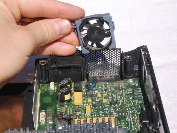 Disassembling the Compaq Armada 7800: crwdns2935265:023crwdnd2935265:03crwdnd2935265:03crwdne2935265:0