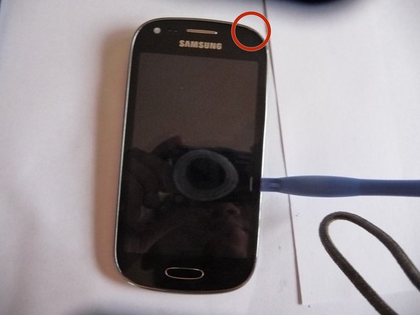 Samsung Galaxy Light Digitizer Replacement, Remove the Digitizer: paso 0, imagen 1 de 2