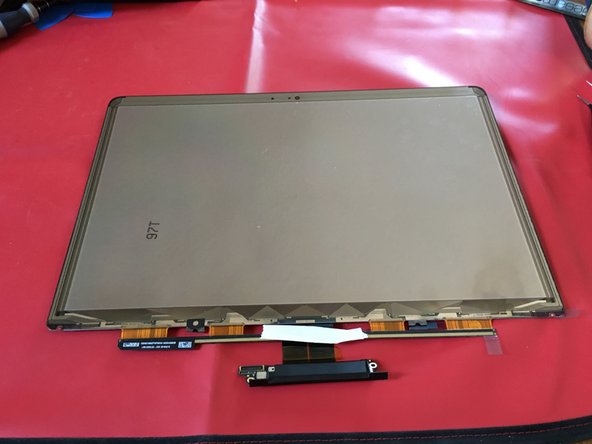 How to build a display using a iMac: step 21, image 2 of 3