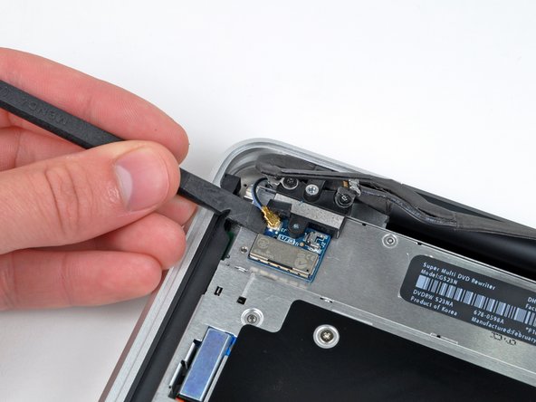 MacBook Pro 15" Unibody Mid 2009 Upper Case Replacement: crwdns2935265:036crwdnd2935265:02crwdnd2935265:02crwdne2935265:0