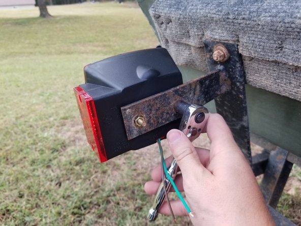 Utility Trailer Lights Replacement: crwdns2935265:09crwdnd2935265:03crwdnd2935265:03crwdne2935265:0