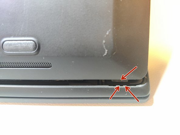 Lenovo ThinkPad X1 Carbon 6th Gen CMOS Battery Replacement, Re-install the back cover: crwdns2935265:012crwdnd2935265:02crwdnd2935265:03crwdne2935265:0