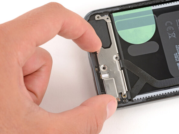 Google Pixel 10 Pro XL USB‑C Board Replacement, Remove the USB‑C board cover: 19 단계, 이미지 2개 중 1개