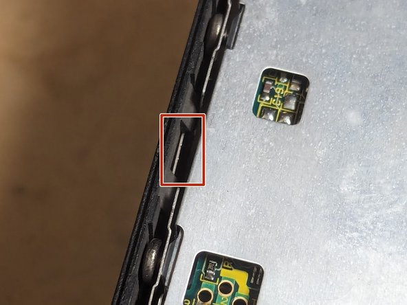 IBM Thinkpad 700C Disassembly, Floppy Drive: crwdns2935265:030crwdnd2935265:02crwdnd2935265:03crwdne2935265:0