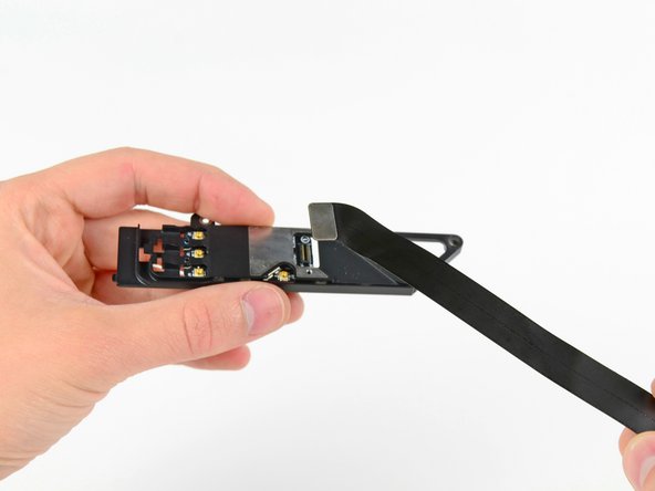 MacBook Pro 15" Unibody Mid 2012 AirPort/Bluetooth Board Replacement: crwdns2935265:012crwdnd2935265:02crwdnd2935265:02crwdne2935265:0