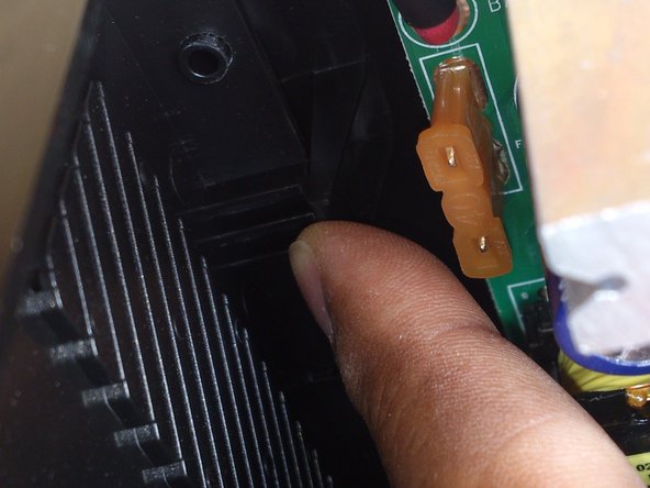 Disassembling UPS OVISLINK TRACITE CUBE or CUBO All, Remove the left side: crwdns2935265:05crwdnd2935265:02crwdnd2935265:03crwdne2935265:0