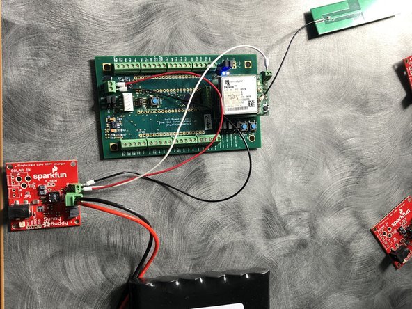 Board Configuration for Nodes - RTWS Branko Kerkez, Plug in the Battery: crwdns2935265:012crwdnd2935265:02crwdnd2935265:02crwdne2935265:0