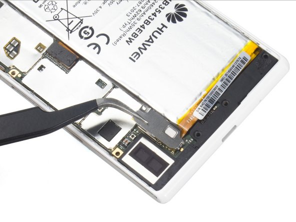 Huawei Phone p7 Loudspeaker Replacement: step 4, image 2 of 3