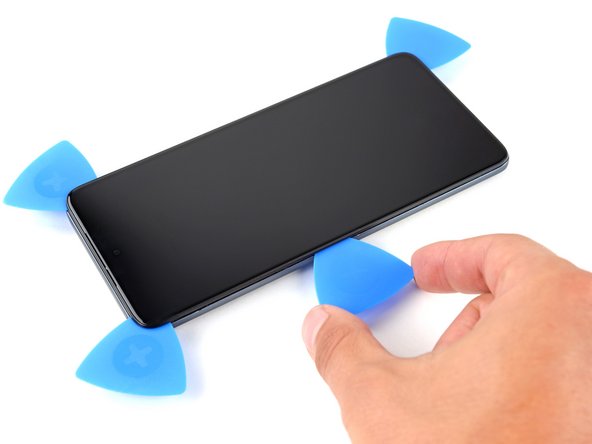 Motorola Edge (2022) Display Replacement: crwdns2935265:036crwdnd2935265:02crwdnd2935265:03crwdne2935265:0