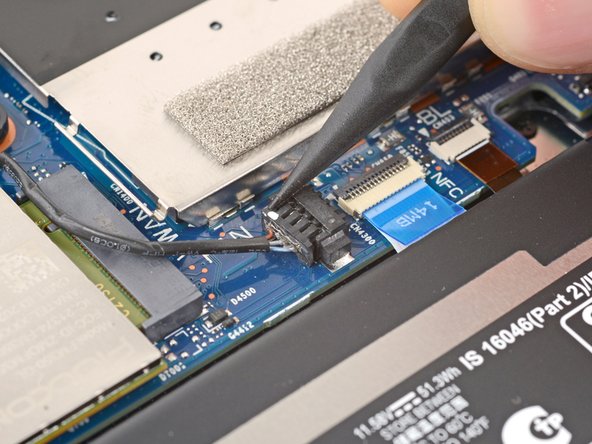 HP EliteBook 845 G9 Fan Replacement, Disconnect the fan: crwdns2935265:011crwdnd2935265:02crwdnd2935265:03crwdne2935265:0