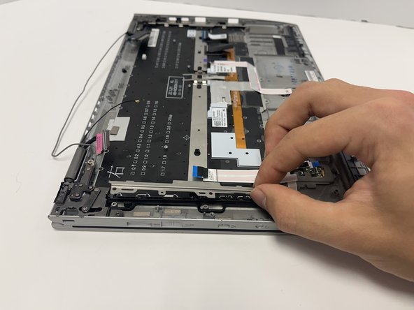 Lenovo ThinkPad X1 Yoga 2nd Generation Keyboard Replacement: step 23, image 2 of 2