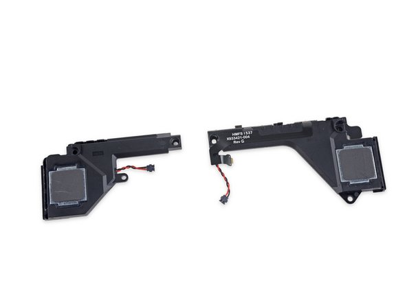 Microsoft Surface Pro 4 Teardown: crwdns2935265:012crwdnd2935265:02crwdnd2935265:03crwdne2935265:0