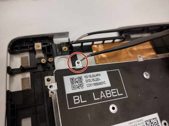 Dell Inspiron 17" 7786 2-in-1 Keyboard Replacement: crwdns2935265:036crwdnd2935265:02crwdnd2935265:02crwdne2935265:0