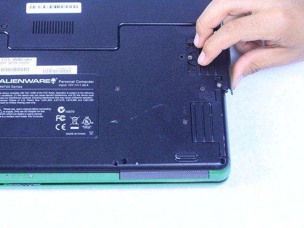 Alienware Aurora M9700 Hard Drive Replacement: crwdns2935265:03crwdnd2935265:02crwdnd2935265:03crwdne2935265:0