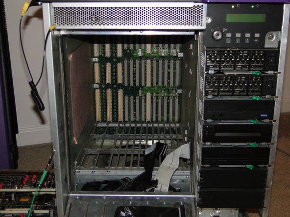 SiliconGraphics Onyx Teardown: crwdns2935265:06crwdnd2935265:03crwdnd2935265:03crwdne2935265:0